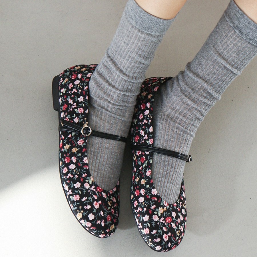 발볼편한 여성용 메리제인 단화 스트랩 라운드토 플랫슈즈 | 바이모구 BY MOGU - 트렌디한 여자 신발 쇼핑몰